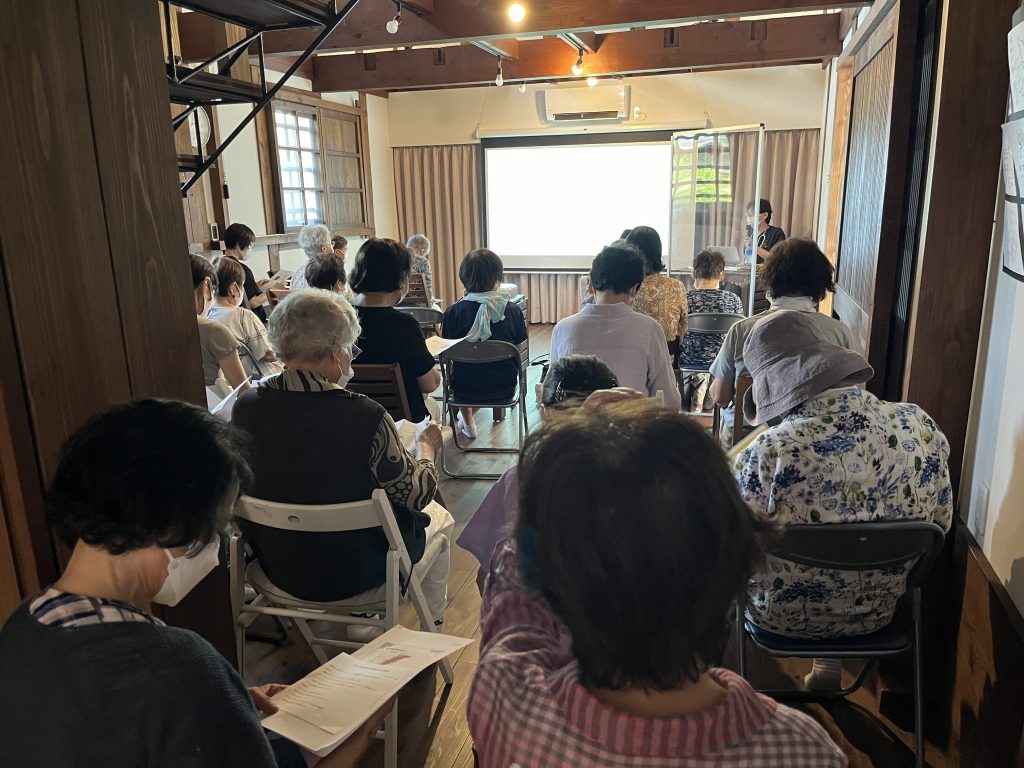 ほっとなみカフェ