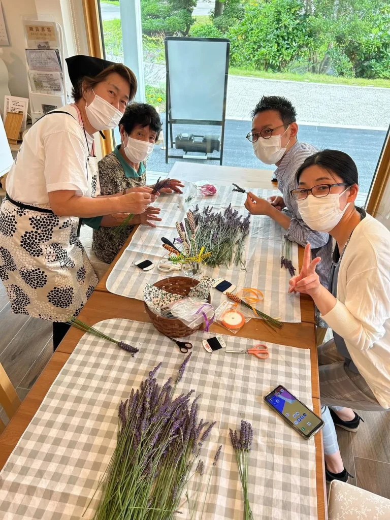 ラベンダースティック作りのワークショップ