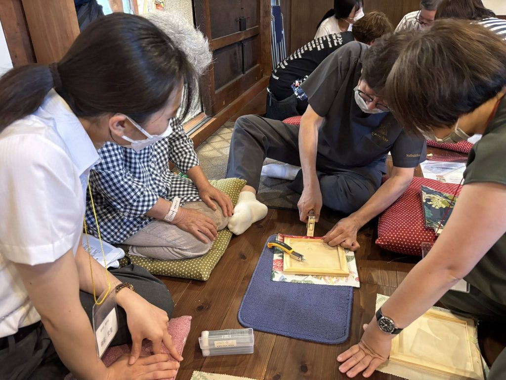 ファブリックパネル　ワークショップ