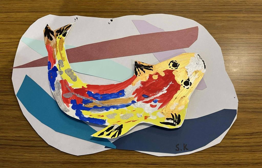 イキイキして素晴らしい鯉達(臨床美術)