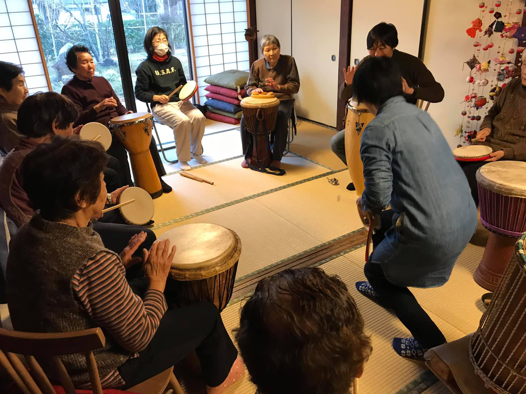 ドラムサークル