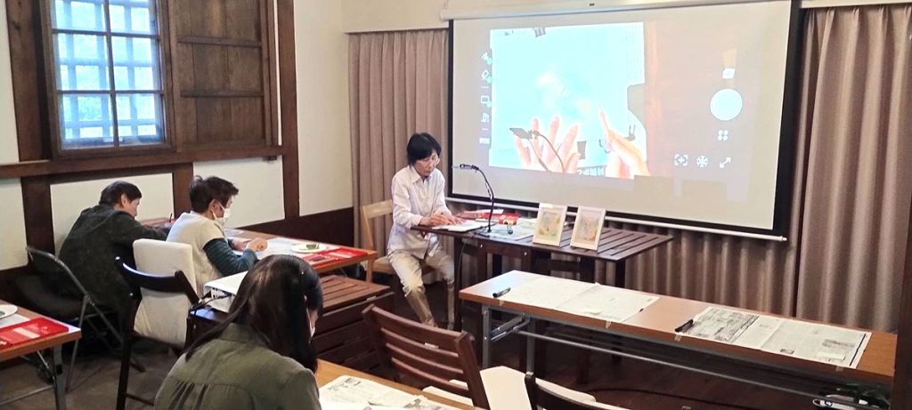 ［臨床美術］葉っぱのフロッタージュ